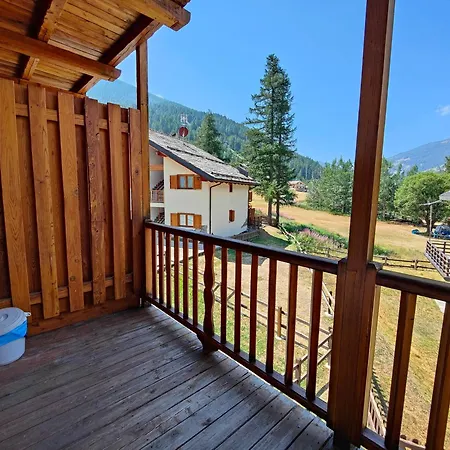 Out Sciatori Loft Apartman Pragelato